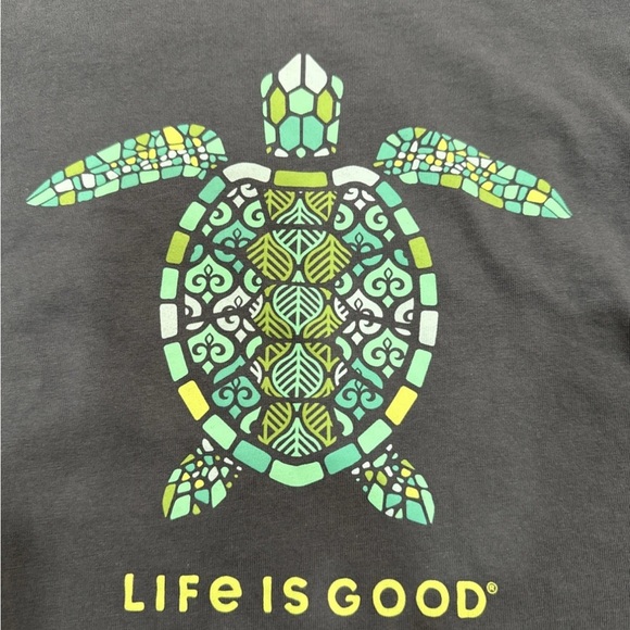Life Is Good Large Mandala Turtle Crusher T Shirt Blue Travel Beach Summer Tee - Picture 4 of 10